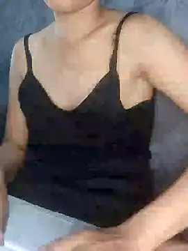 Snapshot of Rayya_4yy chatting on 07-05-26, 03:23 Rayya 4yy online show from 07-05-26, 03:23