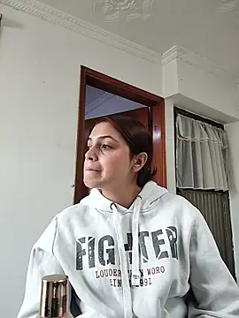ScarletCherry7 online show from 06-16-26, 01:36