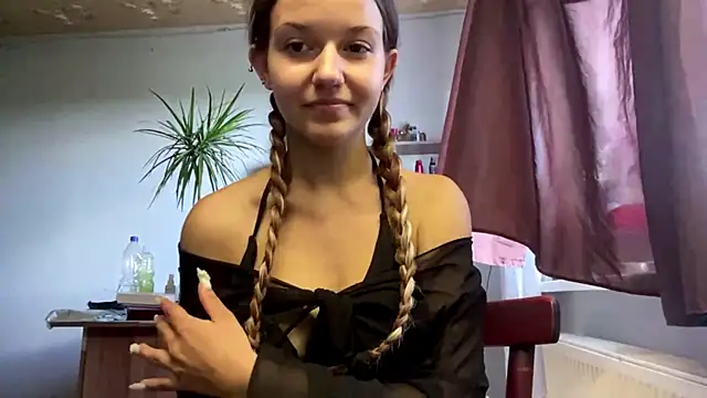 AuroraQT online show from 07-29-26, 12:36