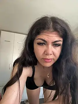 LoveYou2899 online show from 06-28-26, 07:03