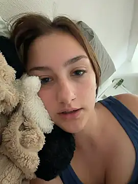 Violet Velvet online show from 07-18-26, 03:16