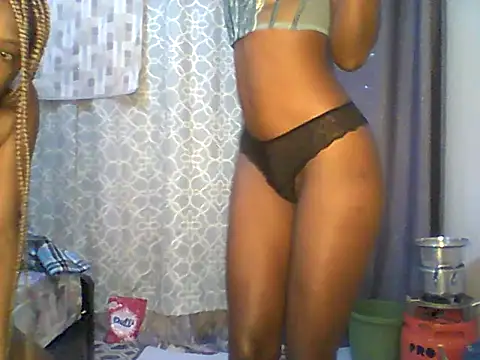 Ladysweetness23 online show from 07-11-26, 03:42