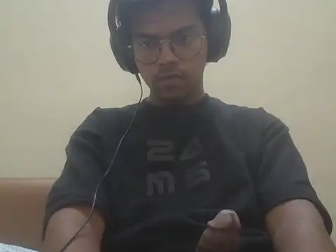 shady093 online show from 06-11-26, 06:39