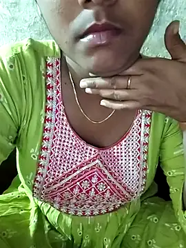 Snapshot of SRIDEVITELUGU19 chatting on 06-28-26, 03:18 SRIDEVITELUGU19 online show from 06-28-26, 03:18