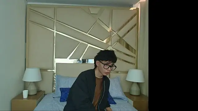 Snapshot of big_andres69 chatting on 06-16-26, 03:47 big andres69 online show from 06-16-26, 03:47