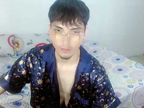 Snapshot of flaco23_latino chatting on 06-13-26, 05:49 flaco23 latino online show from 06-13-26, 05:49