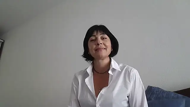 Snapshot of Lakomka499 chatting on 07-14-26, 05:56 Lakomka499 online show from 07-14-26, 05:56