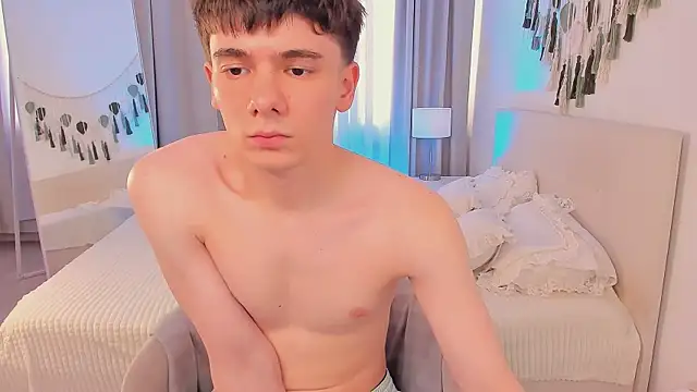 Ethan Crowe online show from 06-29-26, 03:45