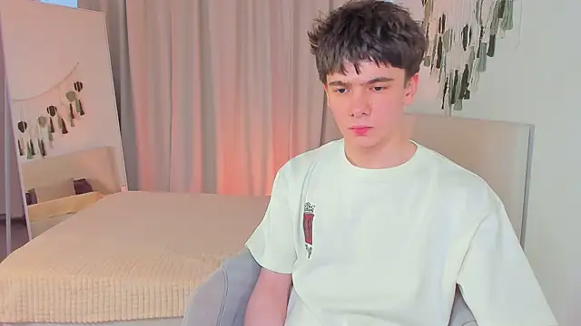 Ethan Crowe online show from 07-28-26, 04:50
