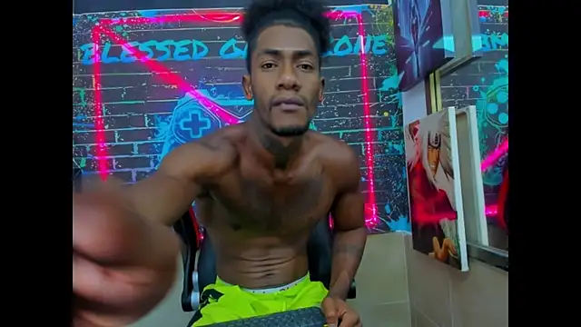 yulian23  online show from 06-22-26, 03:20