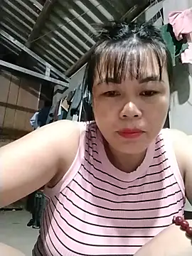 Snapshot of -Lemi- chatting on 07-15-26, 11:48 -Lemi- online show from 07-15-26, 11:48