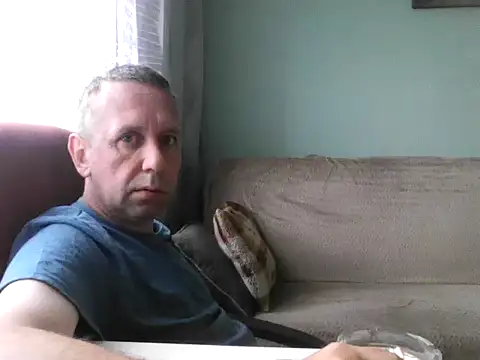 RafalekRozmarynowski81 online show from 06-18-26, 05:08
