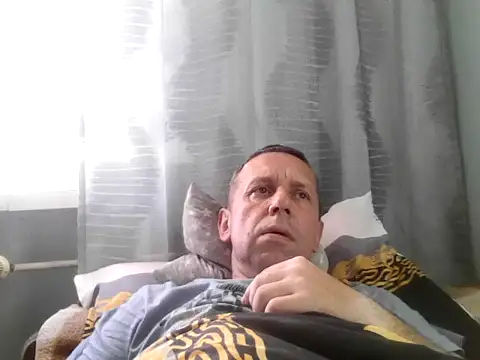 RafalekRozmarynowski81 online show from 06-22-26, 05:54