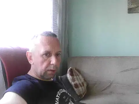 RafalekRozmarynowski81 online show from 07-17-26, 04:41