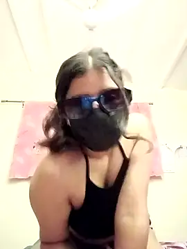 little kitty67 online show from 07-24-26, 05:44
