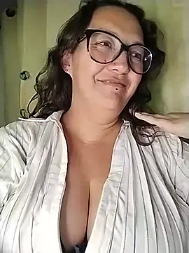  Saraqueen-- online show from 06-25-26, 05:12