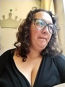  Saraqueen-- online show from 07-01-26, 09:47