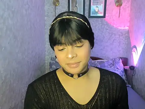 Snapshot of emily_rosue_ chatting on 07-18-26, 01:54 emily rosue online show from 07-18-26, 01:54
