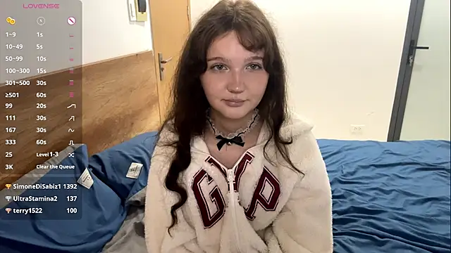 Snapshot of Ela_Wish chatting on 07-18-26, 07:39 Ela Wish online show from 07-18-26, 07:39