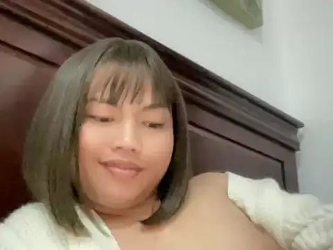 sweetprecious aiahx online show from 06-16-26, 04:31