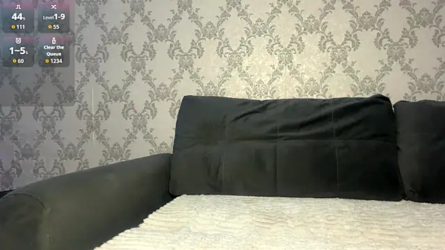 Snapshot of SweetEmber_ chatting on 07-29-26, 01:15 SweetEmber online show from 07-29-26, 01:15