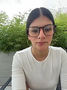Mia Alanna online show from 06-17-26, 07:37