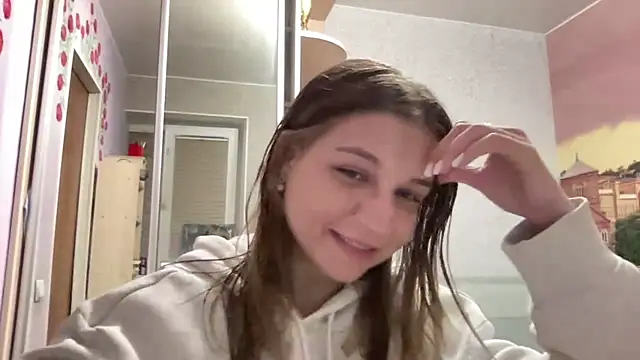 Snapshot of HwaTrippel chatting on 07-19-26, 05:16 HwaTrippel online show from 07-19-26, 05:16