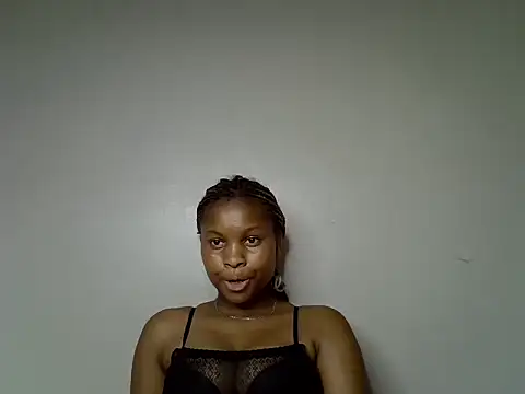 Snapshot of Swt_smiles chatting on 06-20-26, 11:40 Swt smiles online show from 06-20-26, 11:40