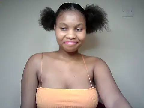 Snapshot of Swt_smiles chatting on 07-31-26, 06:02 Swt smiles online show from 07-31-26, 06:02
