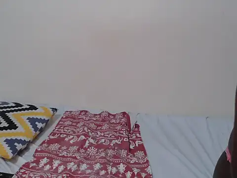 Snapshot of lewinne chatting on 06-22-26, 05:54 lewinne online show from 06-22-26, 05:54