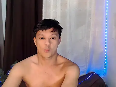 Snapshot of kingdomcum96 chatting on 06-19-26, 10:24 kingdomcum96 online show from 06-19-26, 10:24
