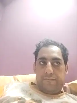 Snapshot of chuby38male chatting on 07-16-26, 02:17 chuby38male online show from 07-16-26, 02:17