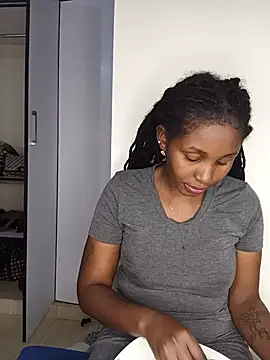 Snapshot of Holy_Virgin chatting on 06-17-26, 06:31 Holy Virgin online show from 06-17-26, 06:31