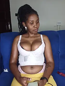 Snapshot of Holy_Virgin chatting on 06-18-26, 05:06 Holy Virgin online show from 06-18-26, 05:06