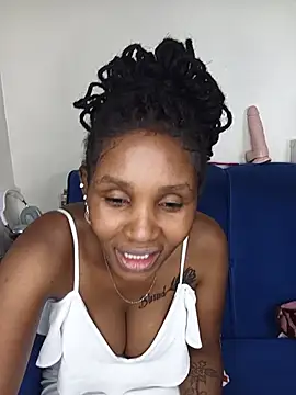 Snapshot of Holy_Virgin chatting on 07-29-26, 07:12 Holy Virgin online show from 07-29-26, 07:12