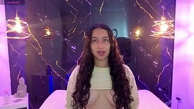 ZoeBlissX online show from 06-19-26, 11:25