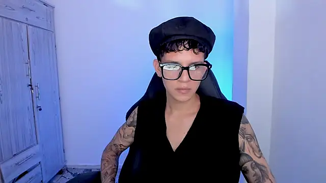 Snapshot of tylerrnova chatting on 07-04-26, 03:56 tylerrnova online show from 07-04-26, 03:56