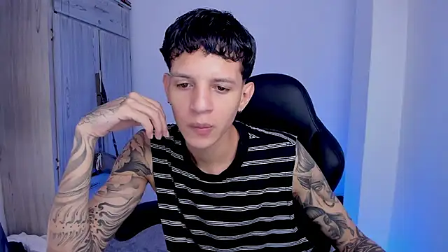 Snapshot of tylerrnova chatting on 08-03-26, 03:16 tylerrnova online show from 08-03-26, 03:16