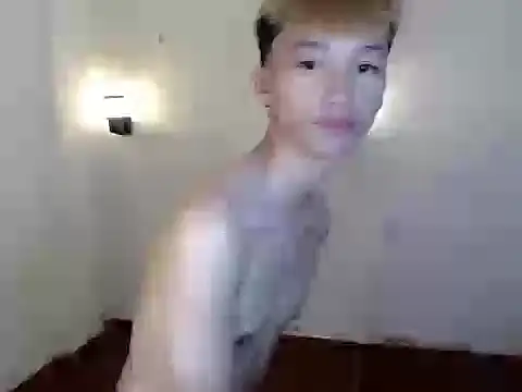 Fem phiLboy69 online show from 06-18-26, 01:15