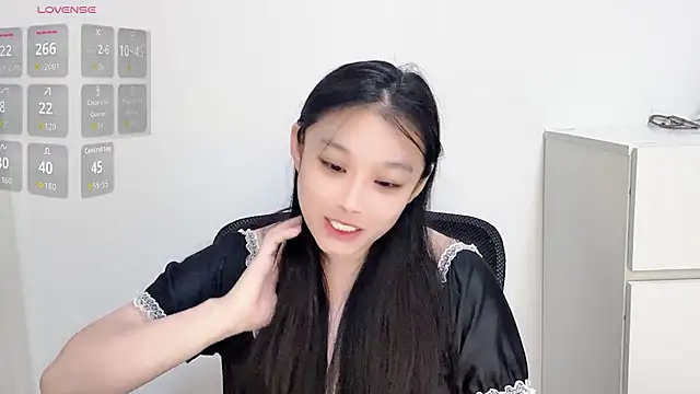 qiuqiu-123 online show from 07-01-26, 01:45