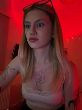 blondiedoll online show from 06-22-26, 09:12