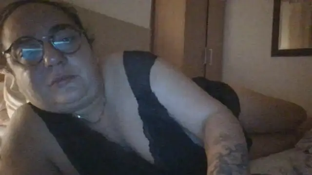 Snapshot of MissEva10 chatting on 07-28-26, 09:03 MissEva10 online show from 07-28-26, 09:03