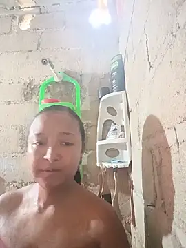 Snapshot of HeLiSa69ebony chatting on 06-20-26, 04:21 HeLiSa69ebony online show from 06-20-26, 04:21
