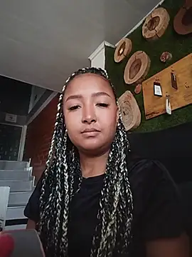 Snapshot of HeLiSa69ebony chatting on 07-16-26, 08:37 HeLiSa69ebony online show from 07-16-26, 08:37