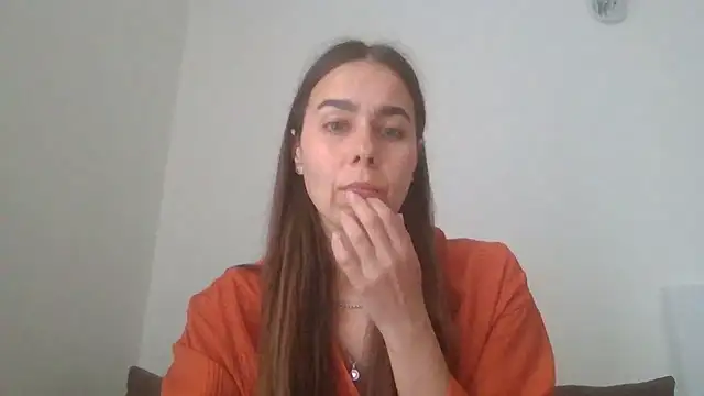 Snapshot of Vanelleda chatting on 06-22-26, 10:01 Vanelleda online show from 06-22-26, 10:01