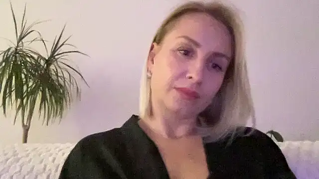 Delissaxx online show from 06-22-26, 07:11