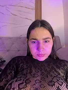 liadakota  online show from 06-24-26, 02:43