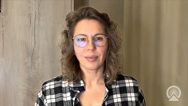 Linoria online show from 06-23-26, 05:00