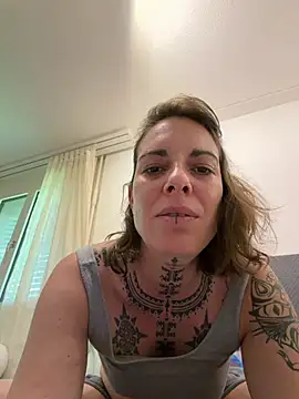 valval1312 online show from 06-23-26, 01:53
