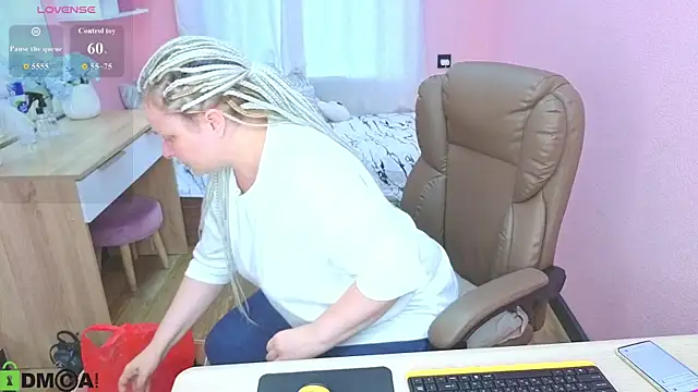 Ammy Soon online show from 07-28-26, 01:12